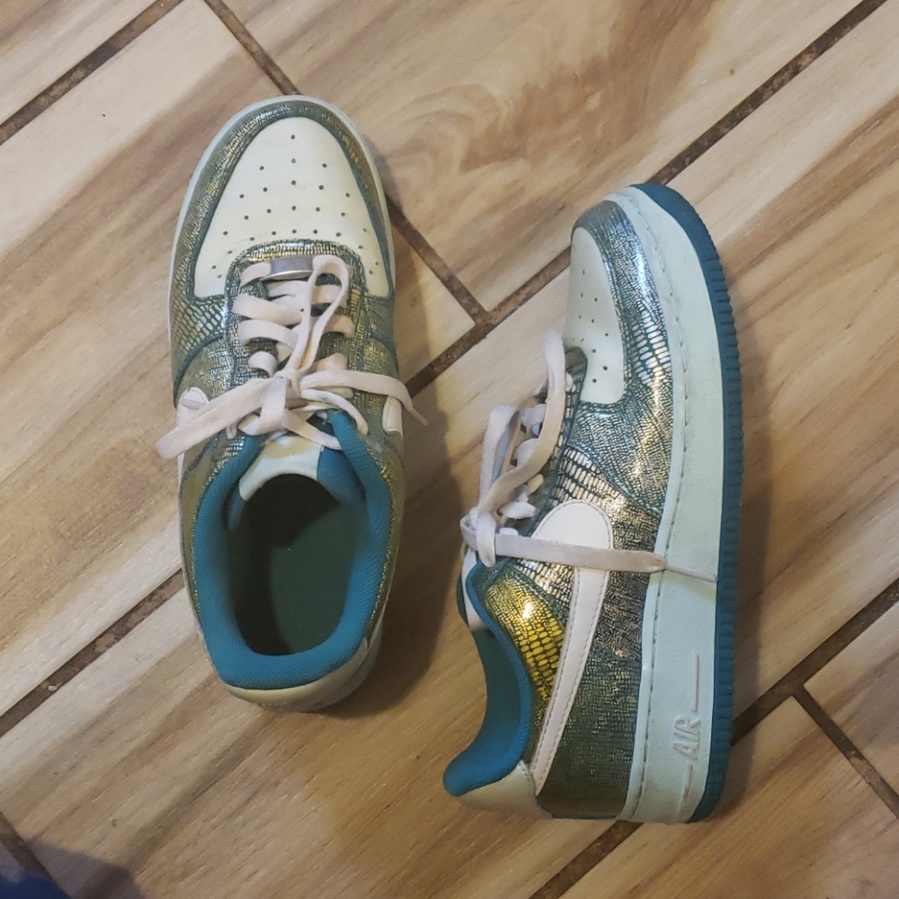Nike shoe